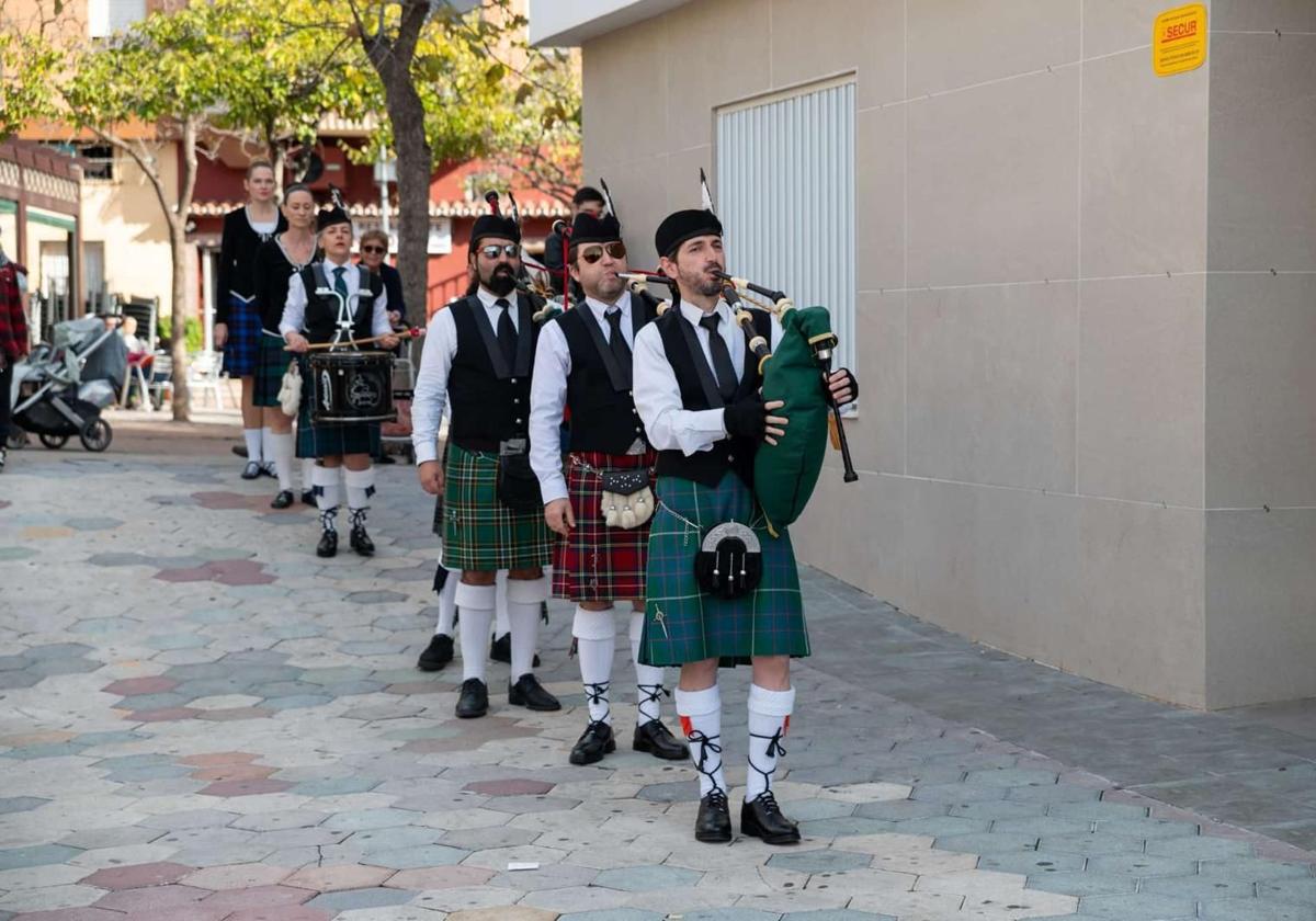 Benalmádena&#039;s international festival - in pictures